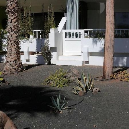 Daruma Apartments Costa Teguise Exterior photo