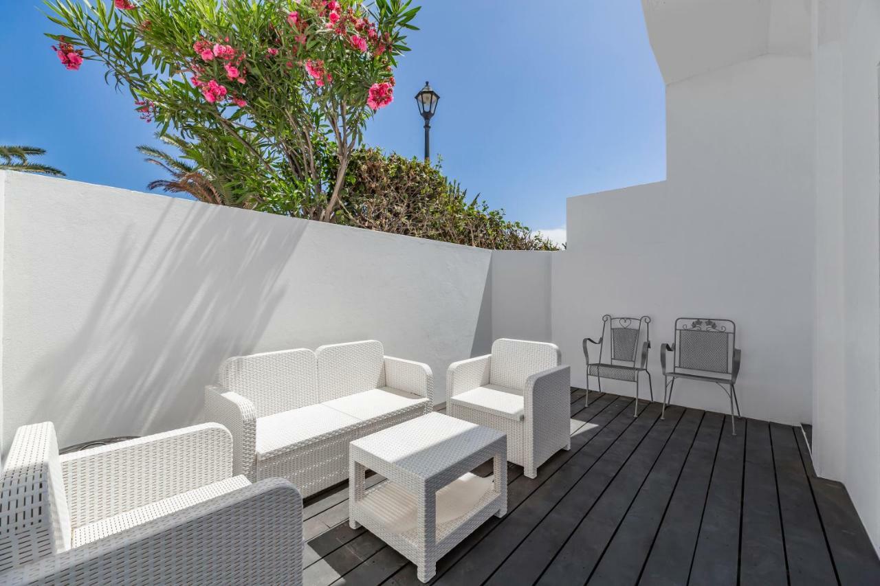 Daruma Apartments Costa Teguise Exterior photo